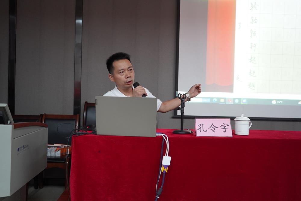 2088159b359f4bebb8ecbdd42fa5a41d.JPG 2088159b359f4bebb8ecbdd42fa5a41d.JPG