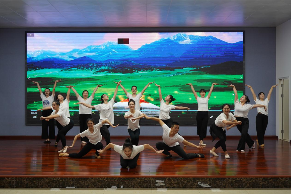 62d9044775764e1595649b79bd056a1f.png 62d9044775764e1595649b79bd056a1f.png