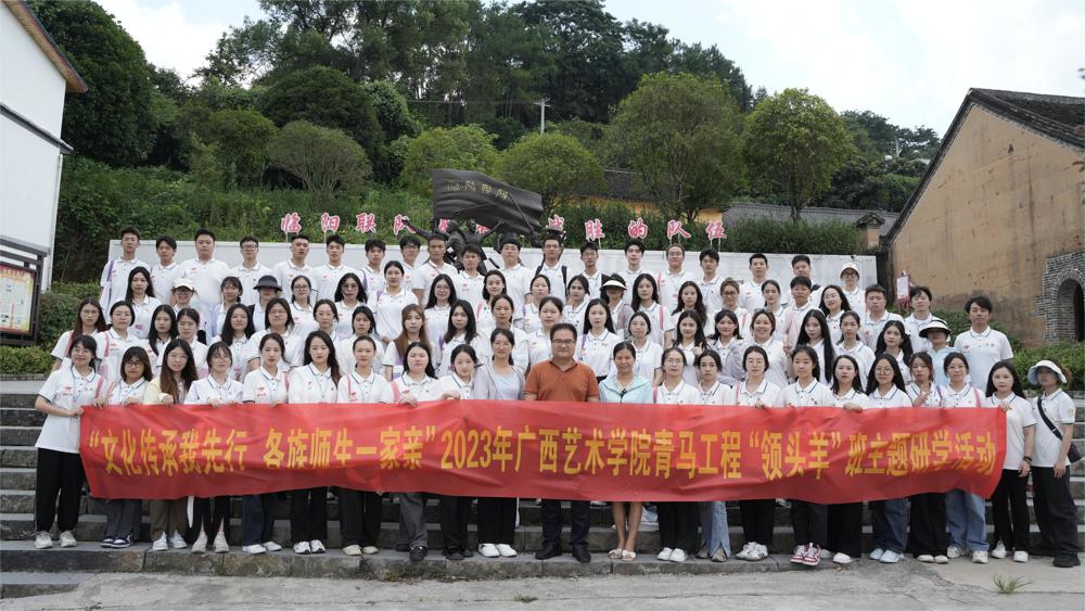 2c9d8b0c878b42ffad571381f3d01660.jpg 2c9d8b0c878b42ffad571381f3d01660.jpg